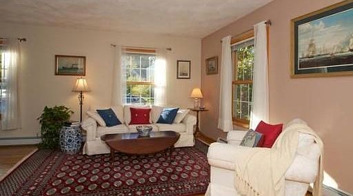 4th image of 15A Thornhill Way