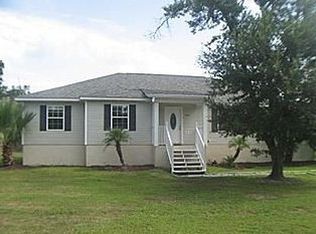 2060 Bienville Ave, Bay Saint Louis, MS 39520