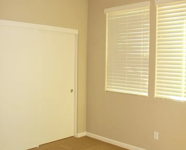 859 Graphite Ln — Photo 5