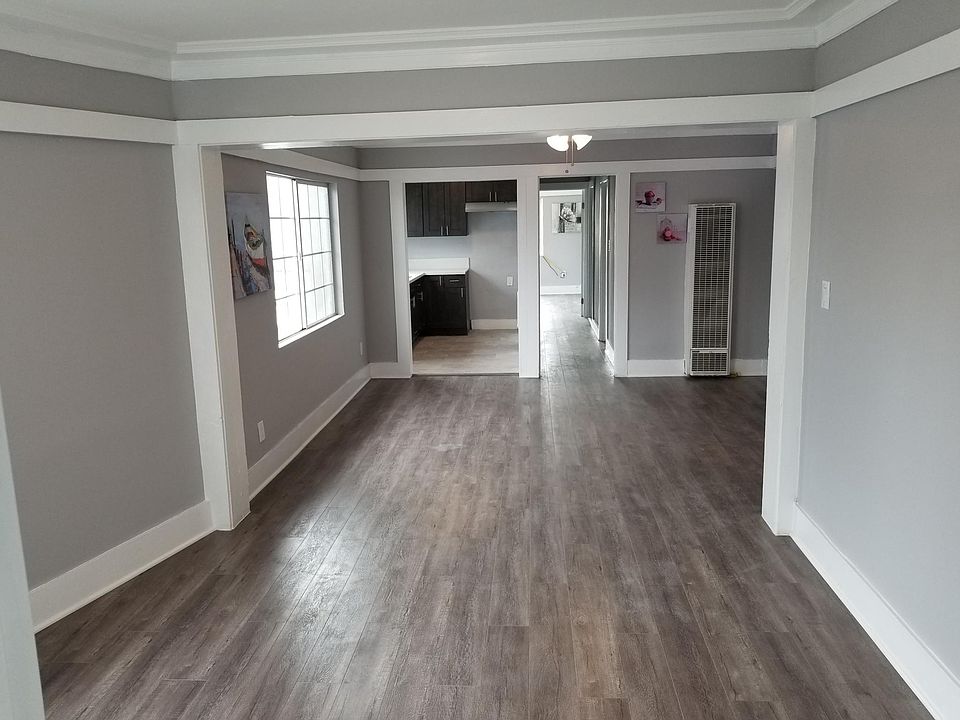 1st image of 706 1/2 W 43rd St