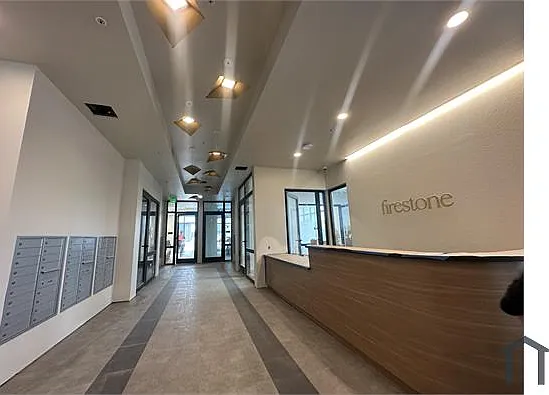 Studio, 280 sqft, $1,034 — Photo 2
