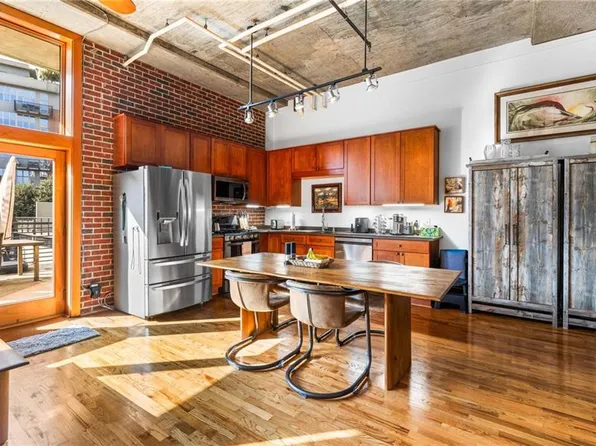 660 Glen Iris Dr NE APT 210, Atlanta, GA 30308