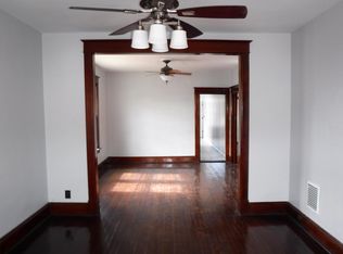 299 6th Ave #2, Troy, NY 12182