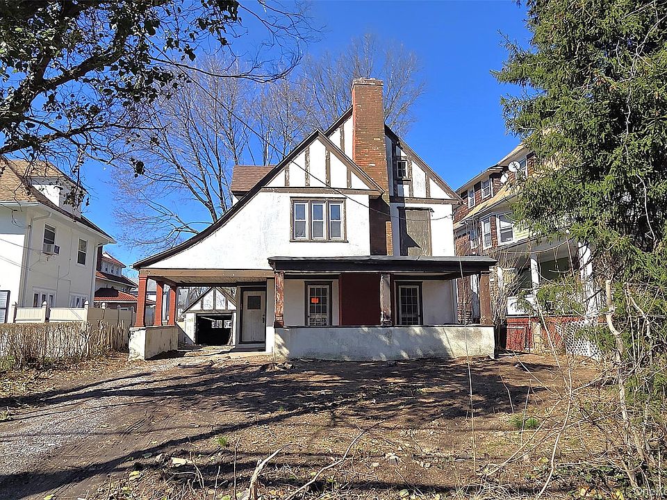 1st image of 540 Webster Avenue