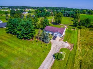 9363 Beeson St, Louisville, OH 44641