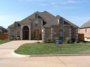 1105 Chesapeake Dr, Mansfield, TX 76063