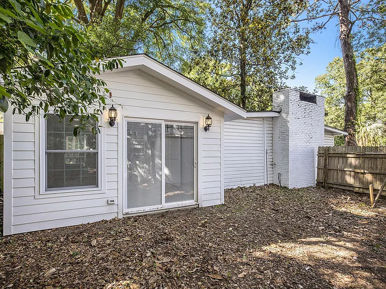 1131 Leesville St #D — Photo 17