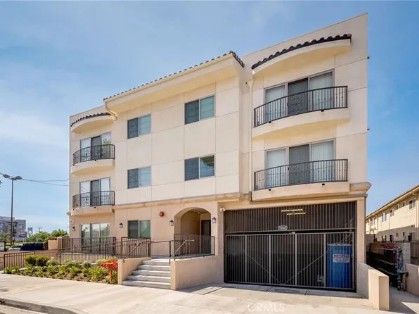 14526 Hartland St #103, Van Nuys, CA 91405