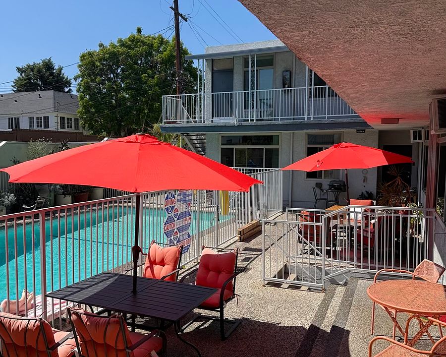 1st image of 7205 Fountain Ave #2