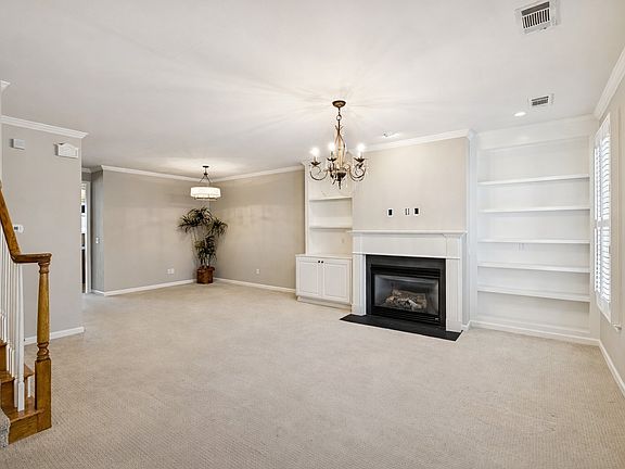 3rd image of 604 Watermark Way