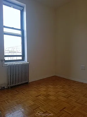 Rented by City Connections Realty | media 15