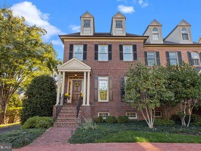 8 Dunham Ln, Newtown, PA, 18940