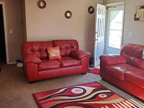 2nd image of 200 Briarwood Ct #200