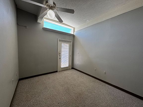 4th image of 1619 University Ave #3