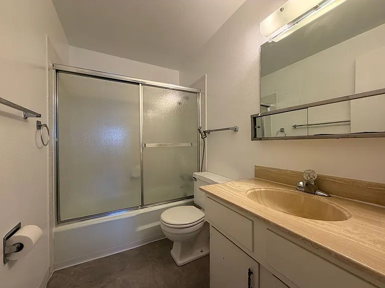 Santa Clara 4-plex — Photo 12