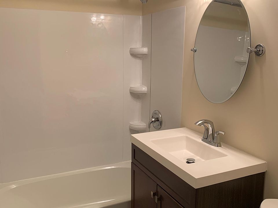 2nd image of 685 Main St #12