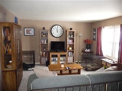 4th image of 296 Chase Dr