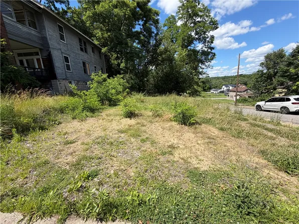602 W Washington St, New Castle, PA 16101
