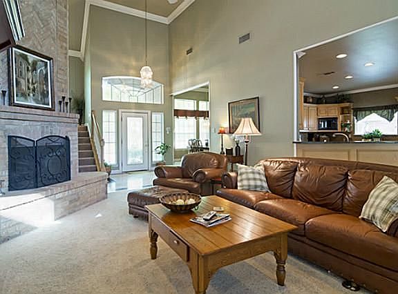 5th image of 604 Loch Chalet Ct