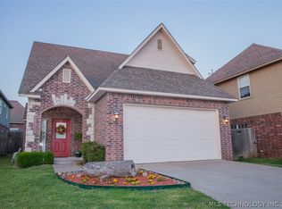 11113 S Cedar St, Jenks, OK 74037