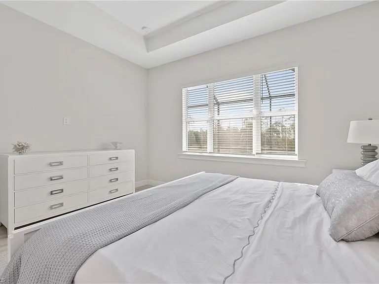 6403 Negril Isle Dr — Photo 14