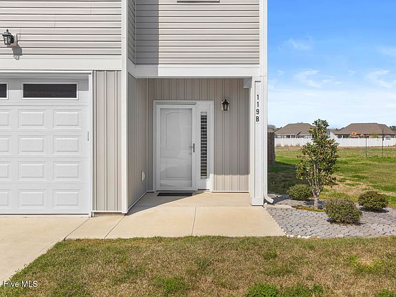 3rd image of 119 Pasture Lane #B