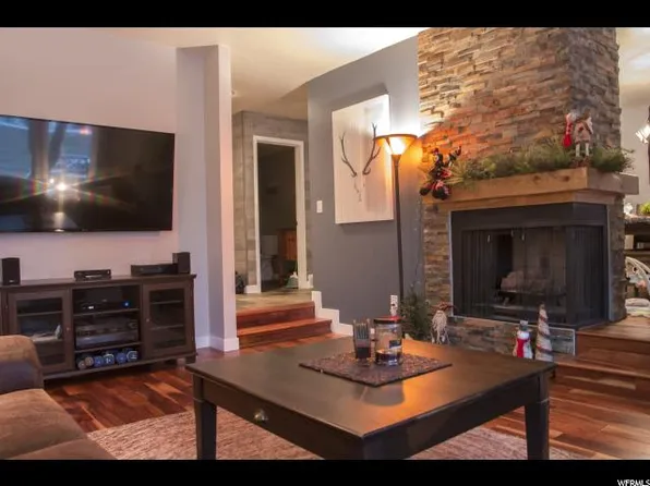 3074 E Nordic Dr, Sandy, UT 84093