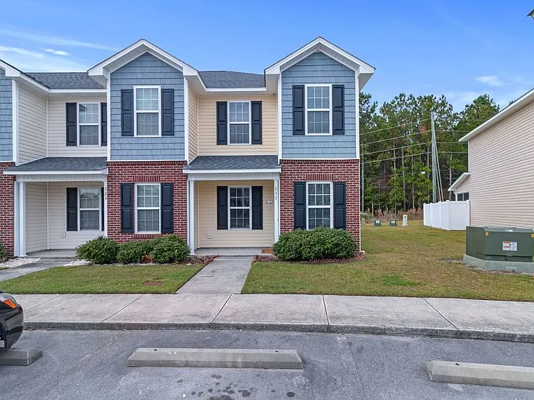 131 Glen Cannon Dr — Photo 1