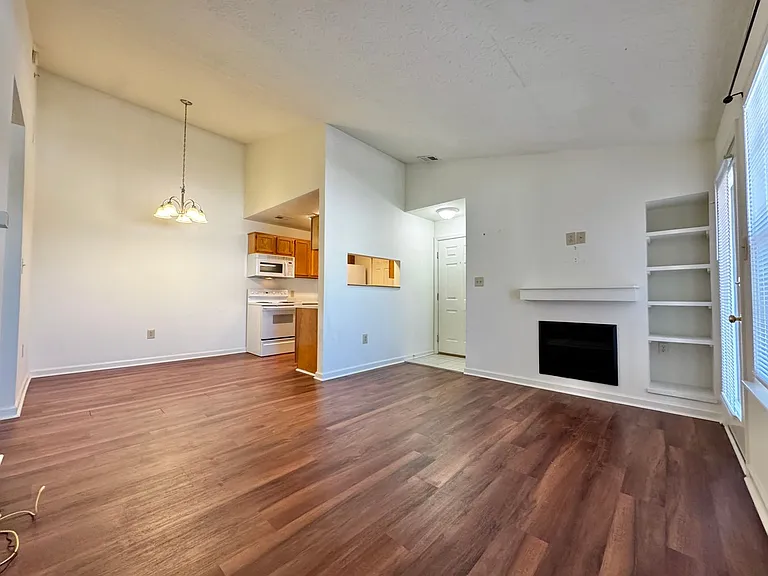 Forest Creek Apartments — Photo 5