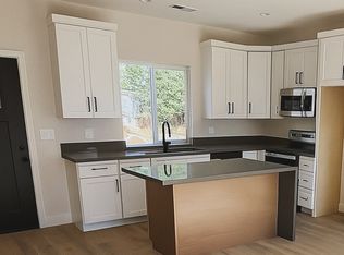 35640 Wildwood Canyon Rd #B, Yucaipa, CA 92399