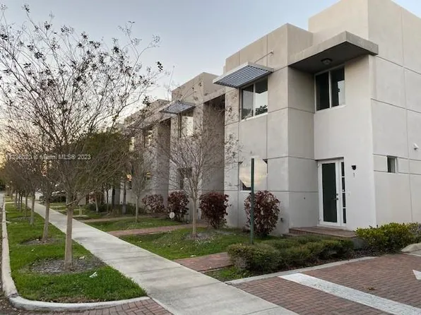 (undisclosed Address), Hollywood, FL 33020