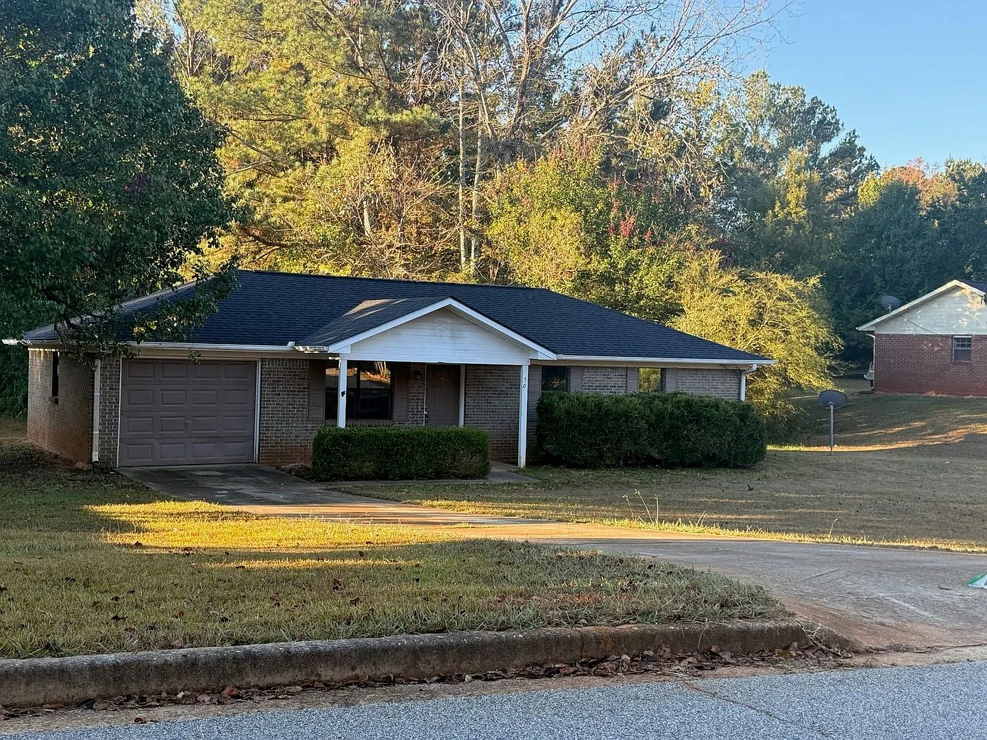 Charming 3 bedroom 1 bath house — Photo 2