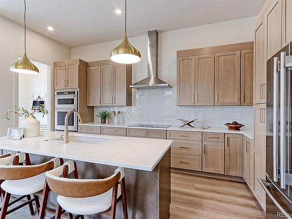 4th image of 3512 Wyandot Street