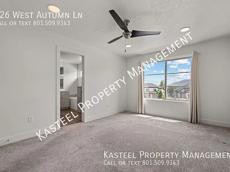 126 W Autumn Ln — Photo 21