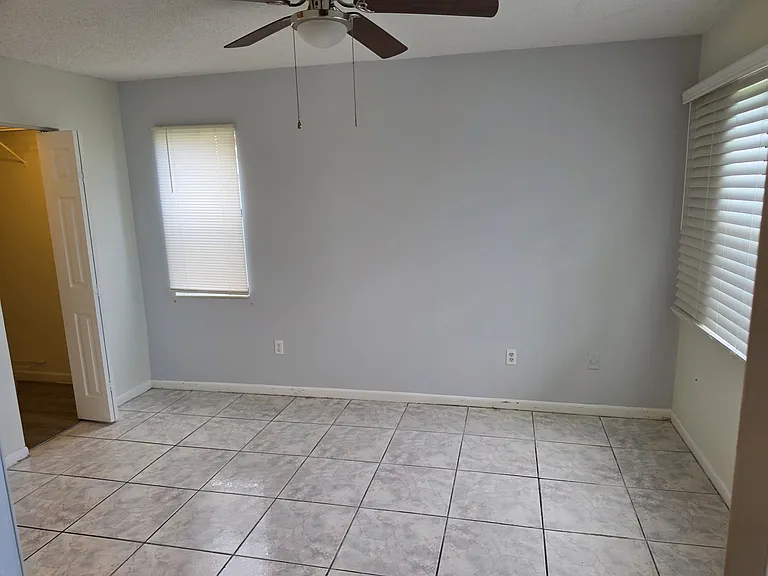20805 NE 8th Ct #103 — Photo 27