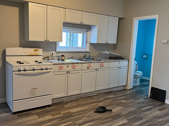 4th image of 3505 Carlyle Ave Unit 1