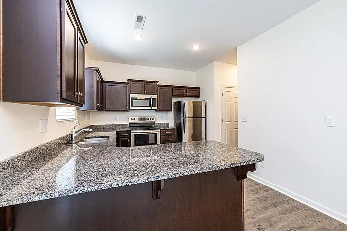 4636 Kyle Dr — Photo 7