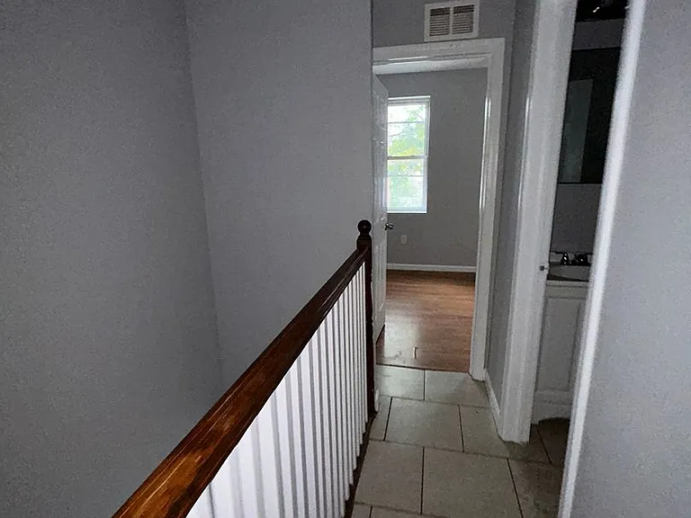 24 E Abbottsford Ave — Photo 7