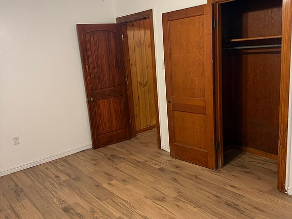 5th image of 110 Boone St