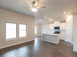 9309 NW 89th St, Yukon, OK 73099