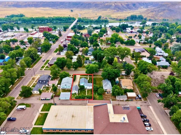 1210 Franklin St, Fort Benton, MT 59442