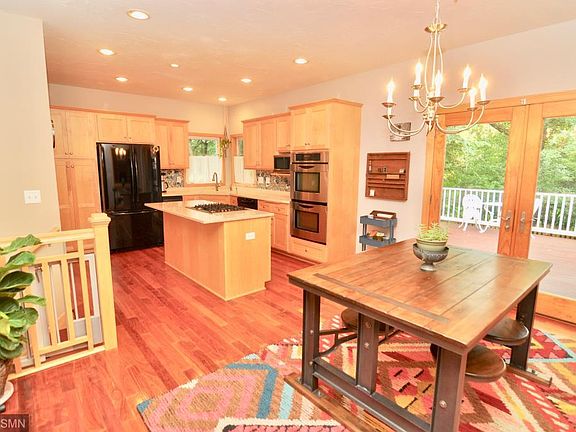 4th image of 1506 5th St SE