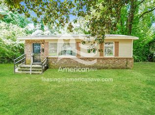 445 Rockdale Dr, Jackson, MS 39206