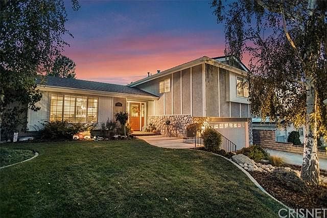 1st image of 26401 Torreypines Dr