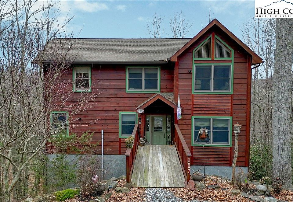 1st image of 167 Rhododendron Drive