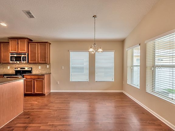5th image of 3448 Velona Ave