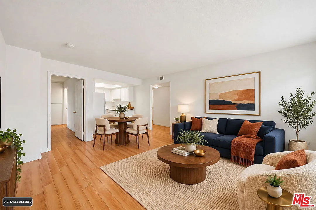 3 bed, 2.0 bath, 1339 sqft, $3,495 — Photo 4