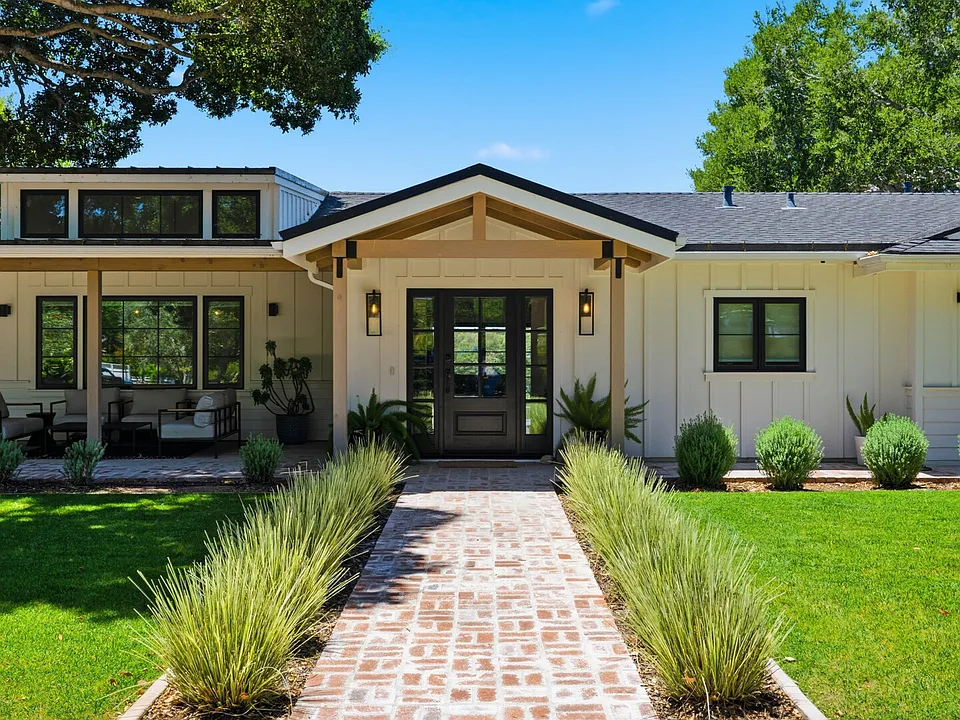 Deer Trail Pl