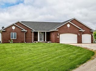 24577 County Road 32, Arlington, NE 68002