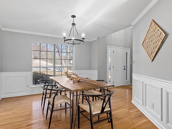 3rd image of 3096 Chapel Bend Dr